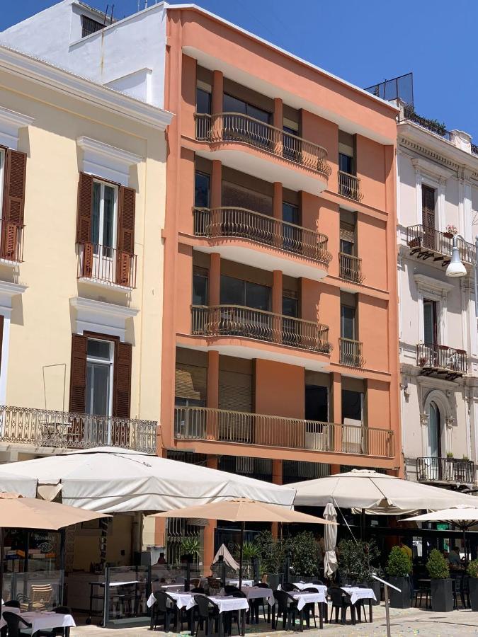 Suite107 Bari Bagian luar foto